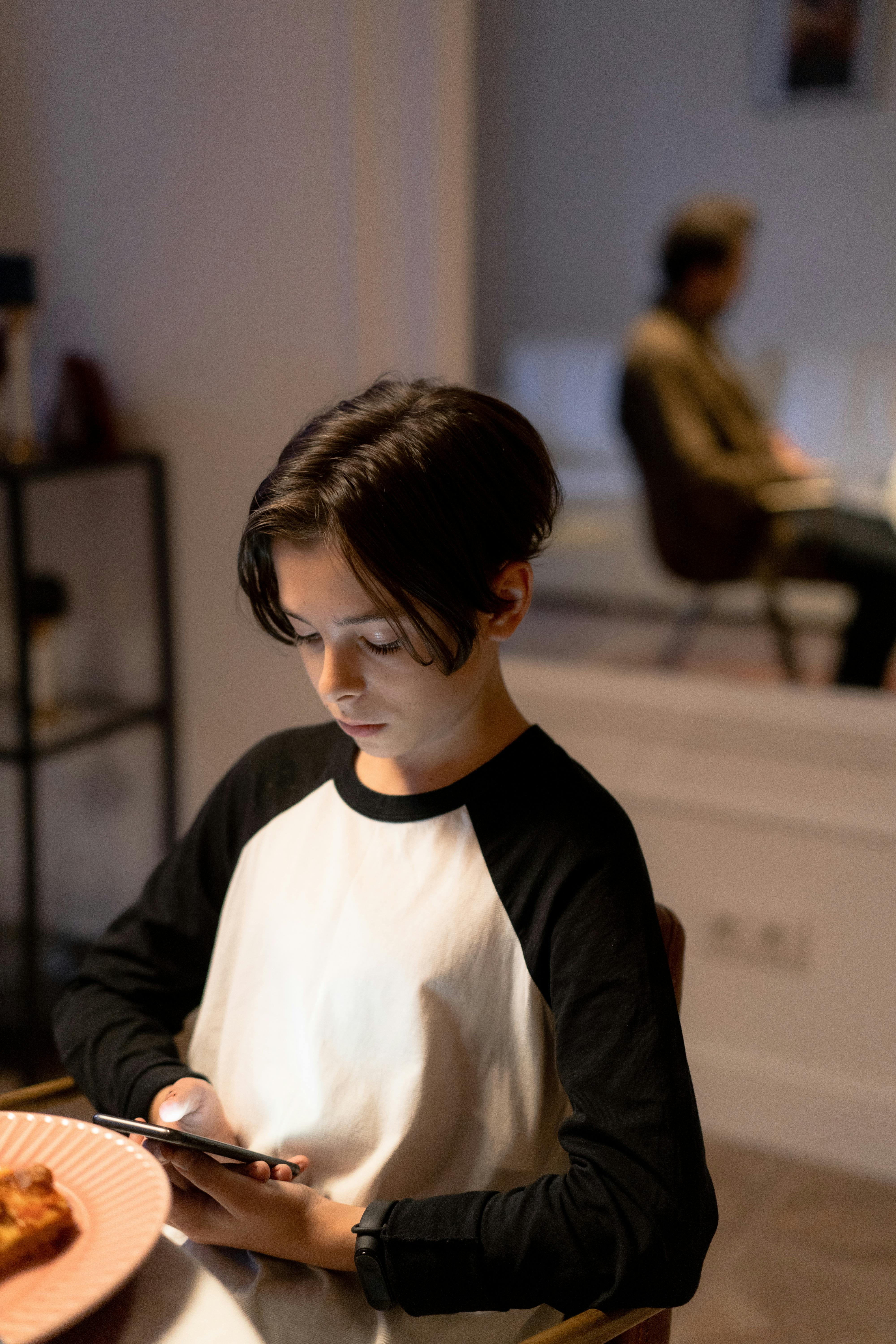 How to Effectively Implement a Babysitting Program for Employees