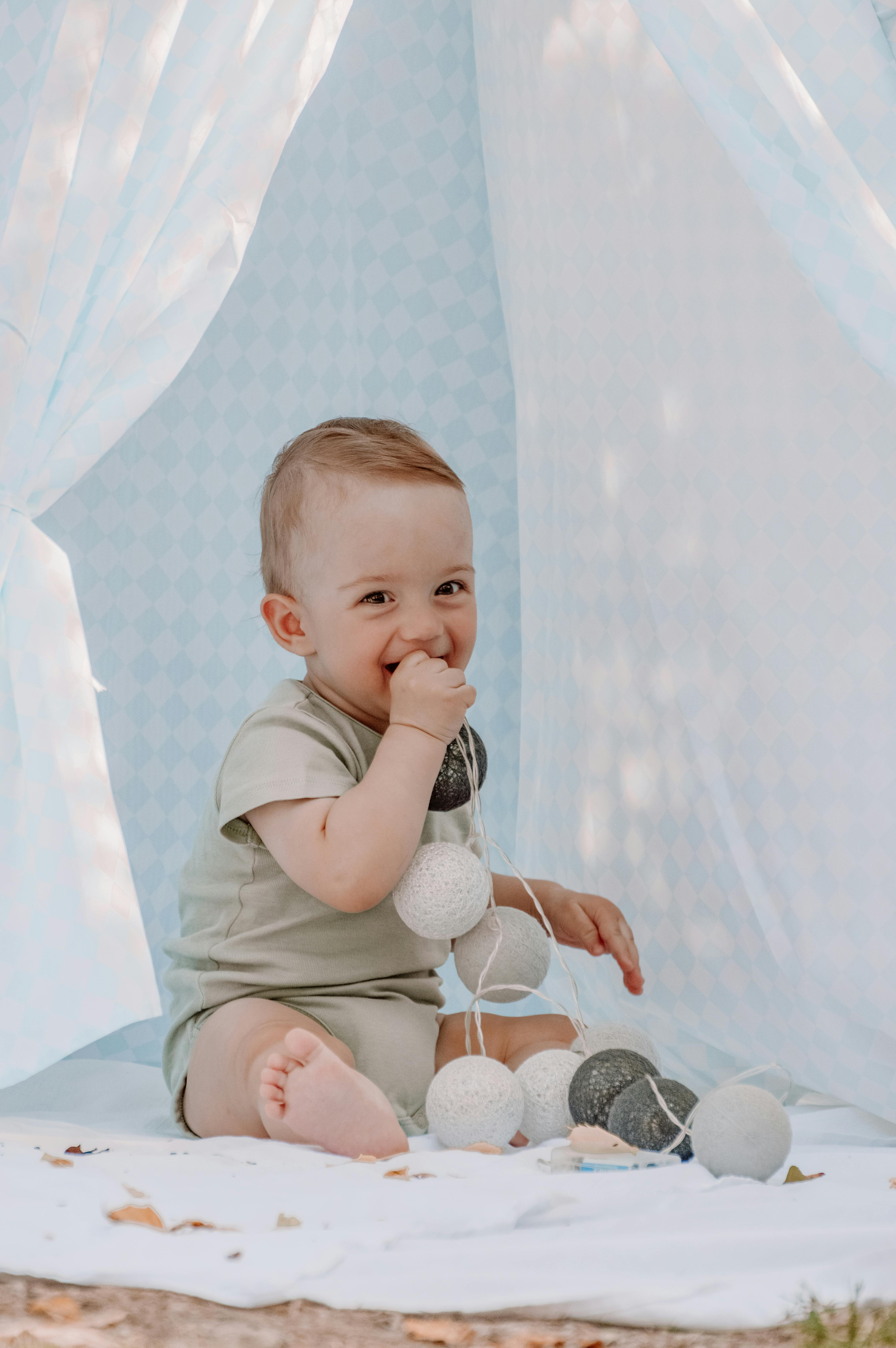 Top 5 Benefits of Using Professional Babysitting Services for Employers